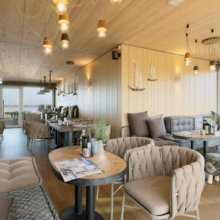 Holiday home Amazing In Lembruch-duemmer With Kitchen